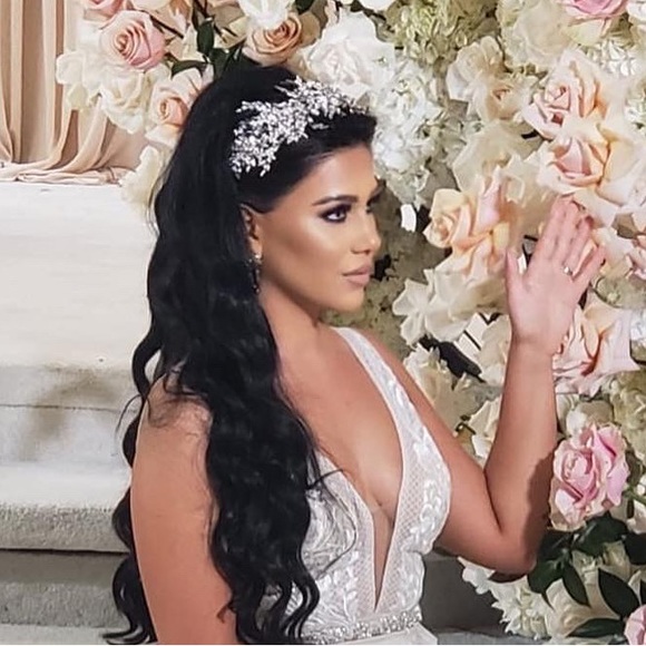 Bridal Styles Boutique Swarovski Crystal Wedding Headpiece - Picture 3 of 6